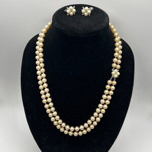 Vintage Trifari Faux Pearl Necklace Earring Set PAT NO 3,176,475 Alfred Philipee